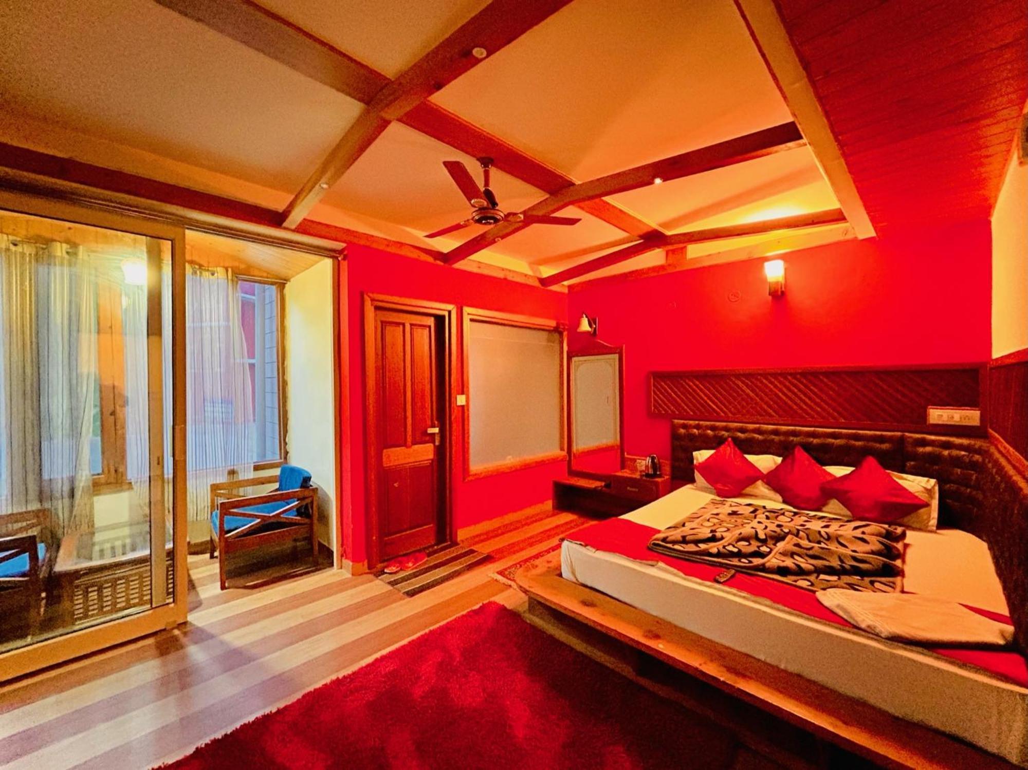 Tanglewood Villa Manāli Kültér fotó